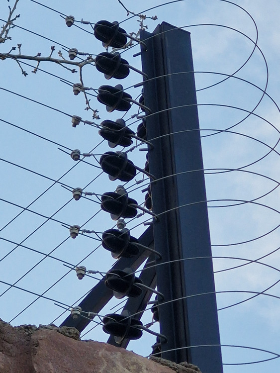 حصار الکتریکی اسپاراکو